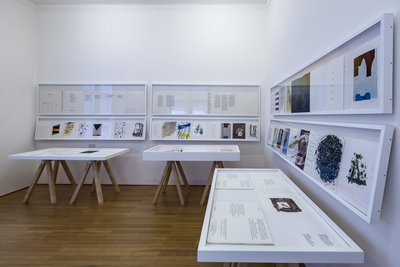Installationsansicht KUB Sammlungsschaufenster, 2021